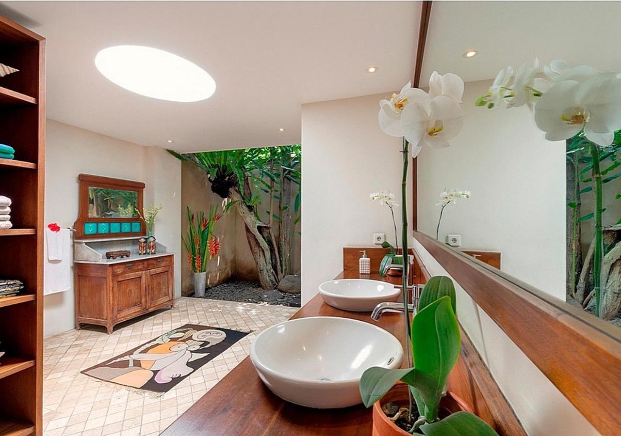 Villa Andalas Seminyak  Exterior photo