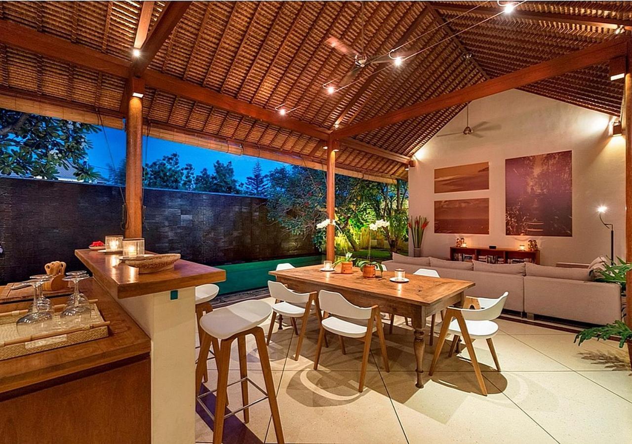 Villa Andalas Seminyak  Exterior photo