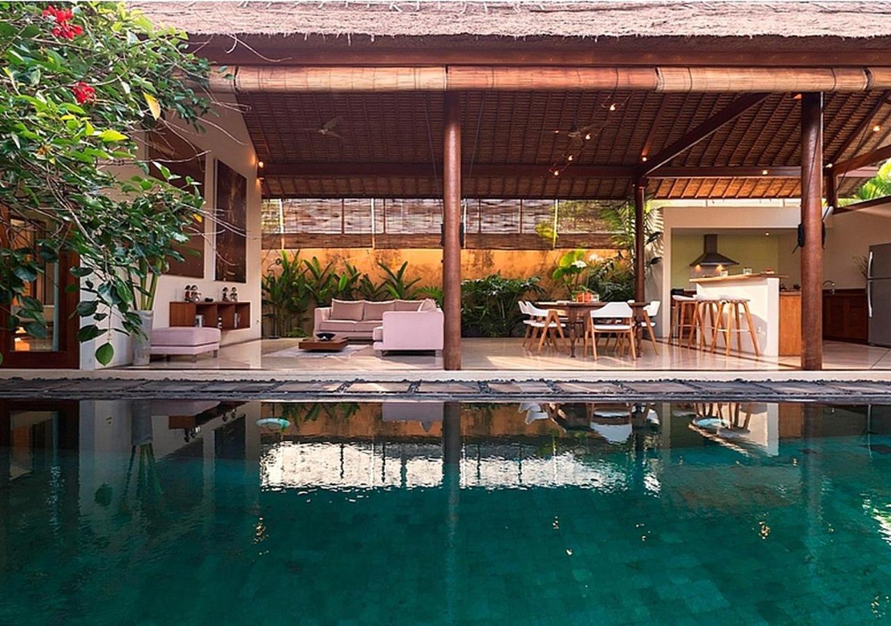 Villa Andalas Seminyak  Exterior photo