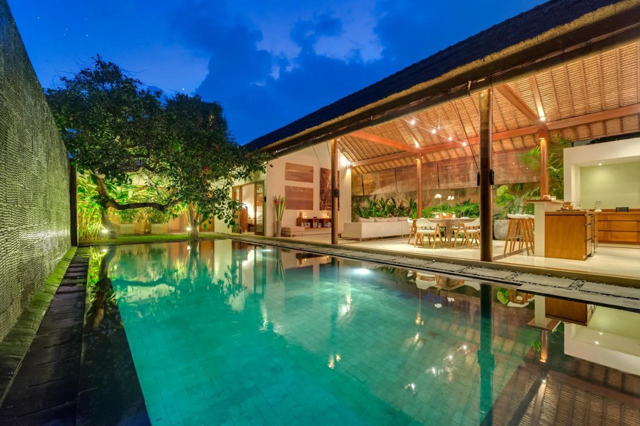 Villa Andalas Seminyak  Exterior photo